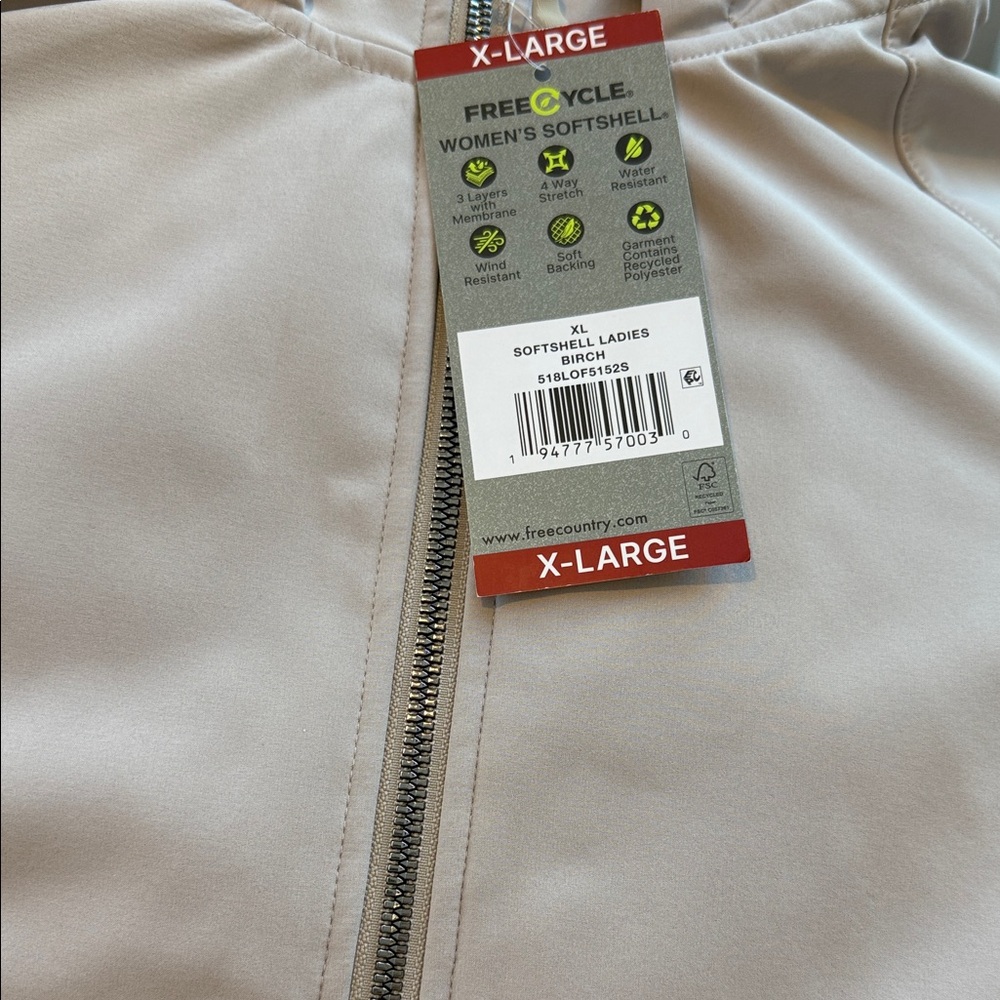 Free Country Women's Softshell Jacket - Light blush - Picture 2 of 2